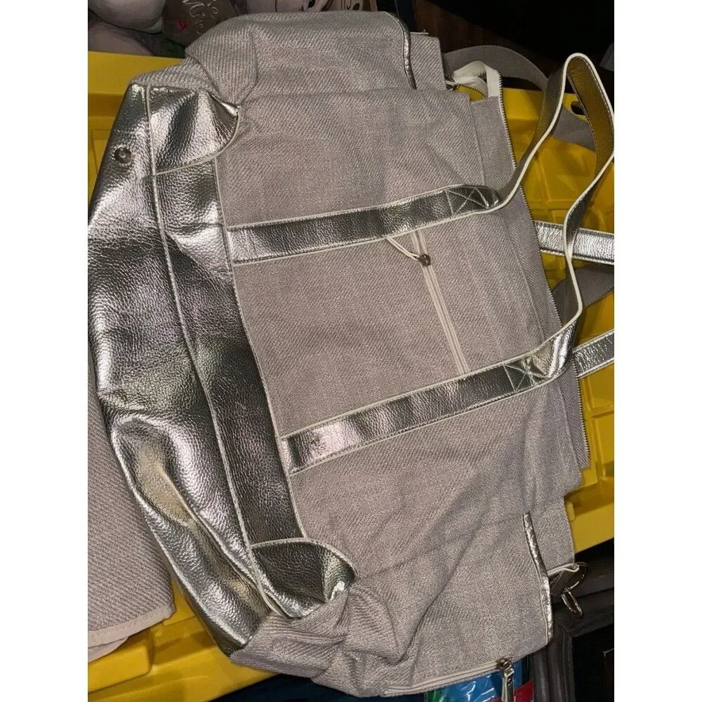 Golden diaper bag new without tags B18
